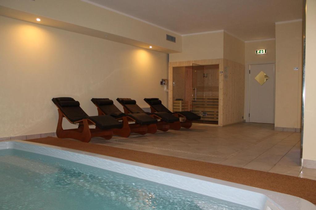 Residence La Piscina Isola del Gran Sasso d'Italia Exterior photo